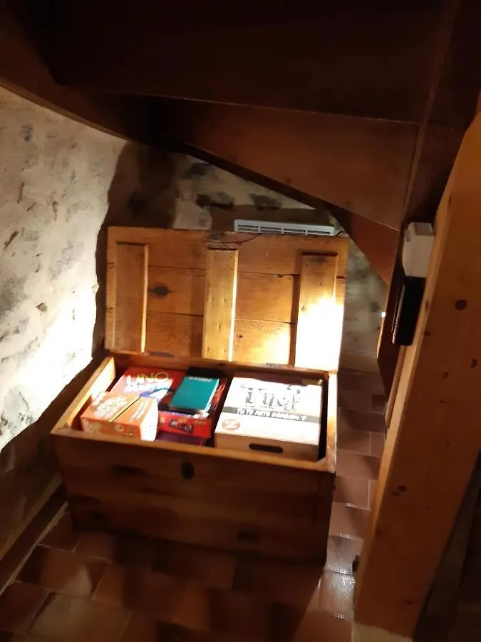 Holiday home Joli Gite Rural Dans Un Havre De Paix Saint-Bonnet-le-Troncy